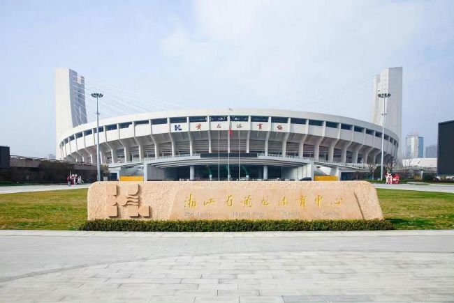 免费av在线激情电影